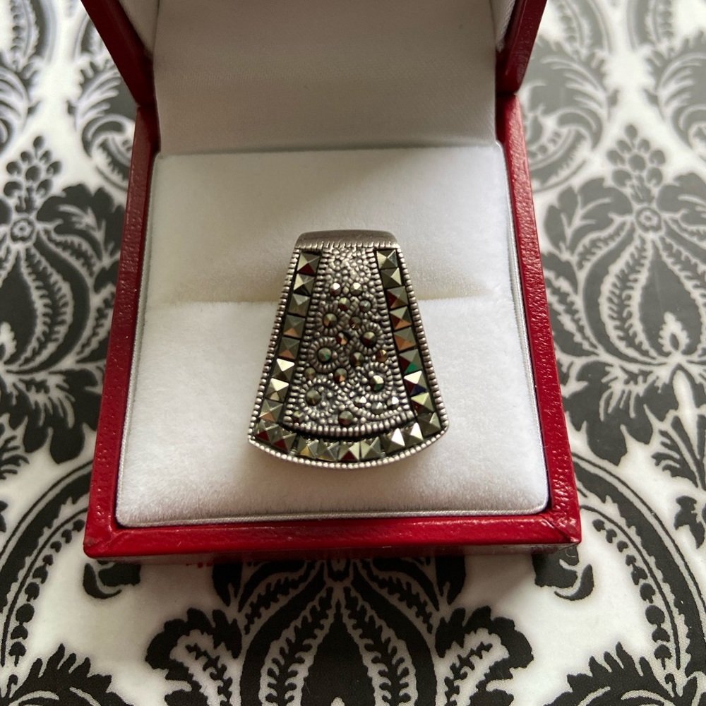 .925 Silver Marcasite pendant